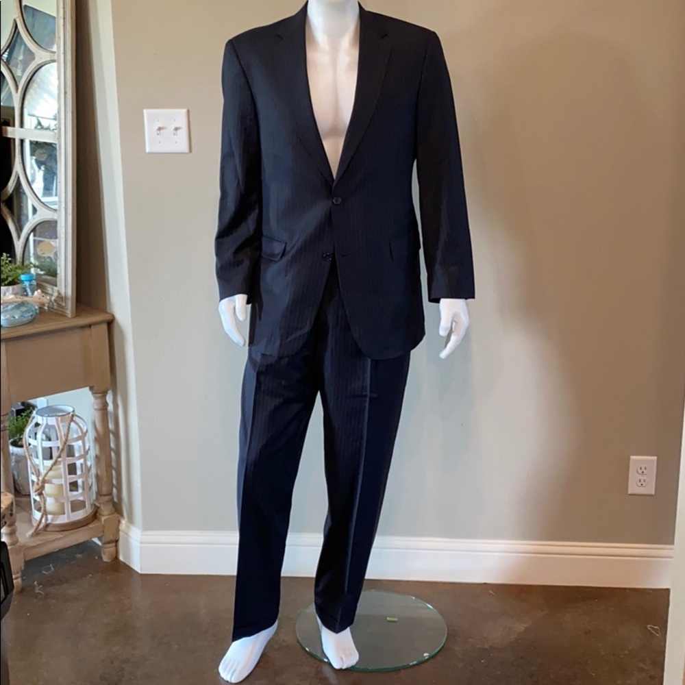 Hart Schaffner Marx Men’s Suit
